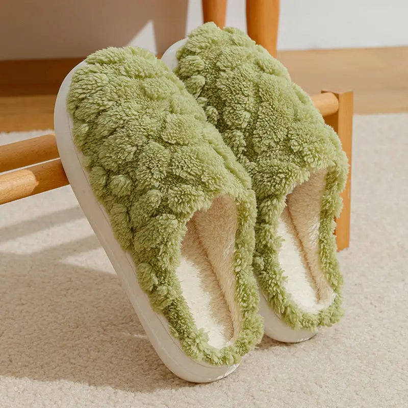 Home Fuzzy Slipper Unisex Cartoon Winter Plush Slipper Anti-Skid Soft Soled Cotton Shoes Comfy Outdoor Couple Slippers Beyond Trends Hub