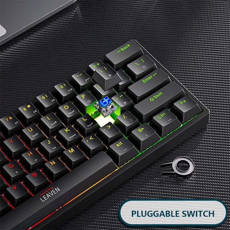 Plastic mechanical keyboard for games - Beyond Trends Hub