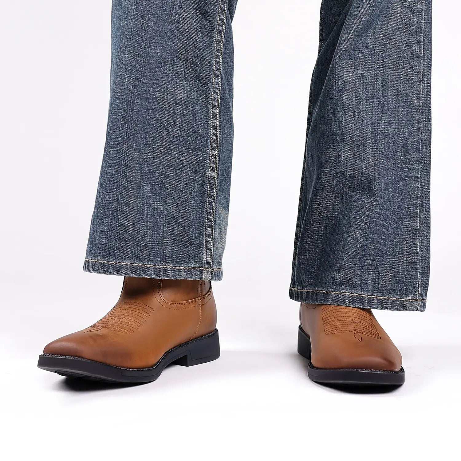 Retro Wide Head Western Cowboy Boot