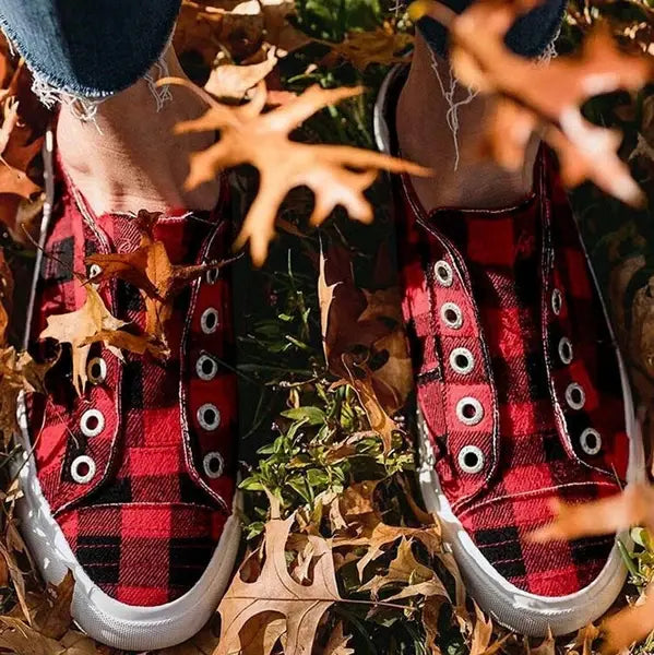 Women canvas shoes