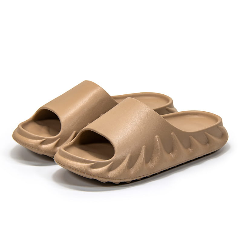 Thick-Soled Men’s Slippers