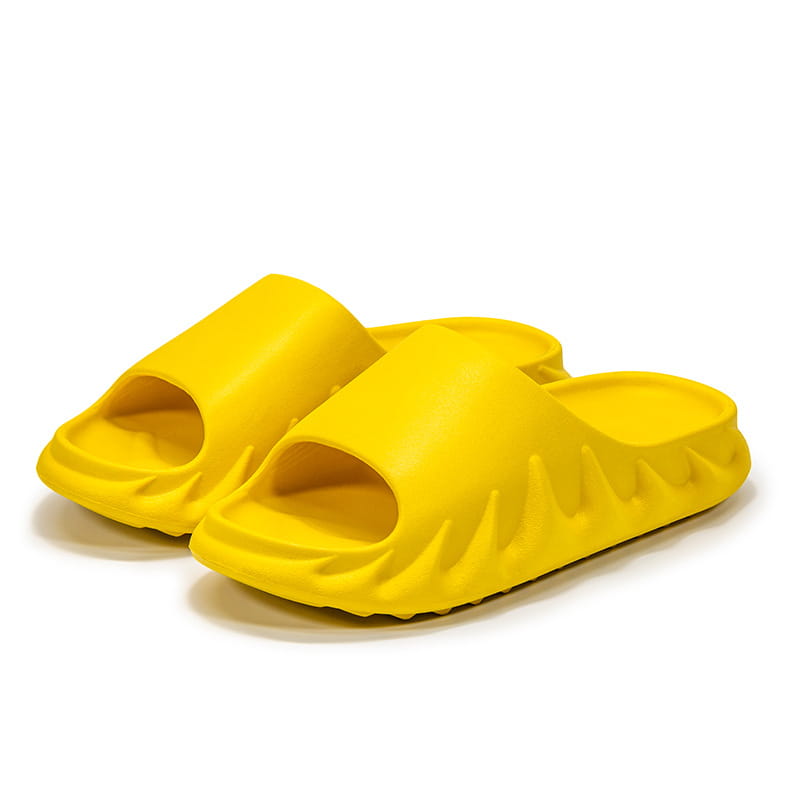 Thick-Soled Men’s Slippers