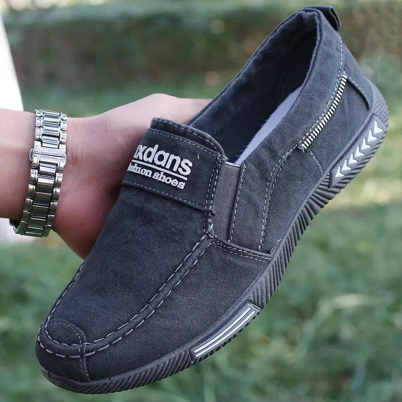 Canvas Shoes Men’s Low-top Casual Cloth Shoes