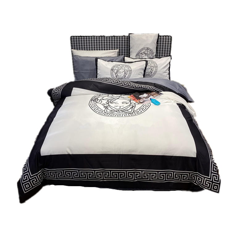 Black and white Versace-themed bedding set in Silk Four-piece Silky Sheets Tencel Cotton.