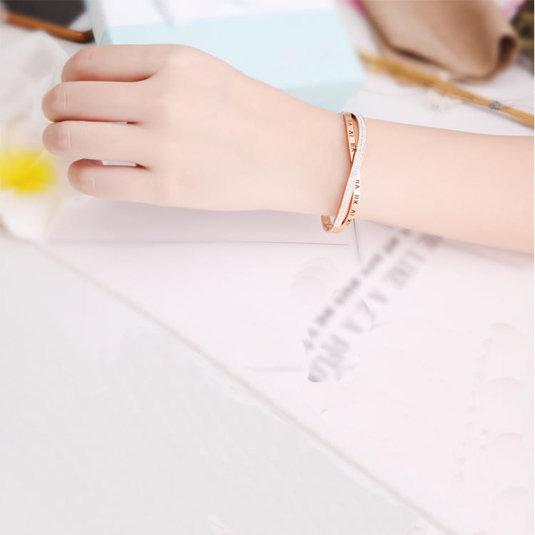 Women’s Hot Style Roman Word Diamond Bracelet