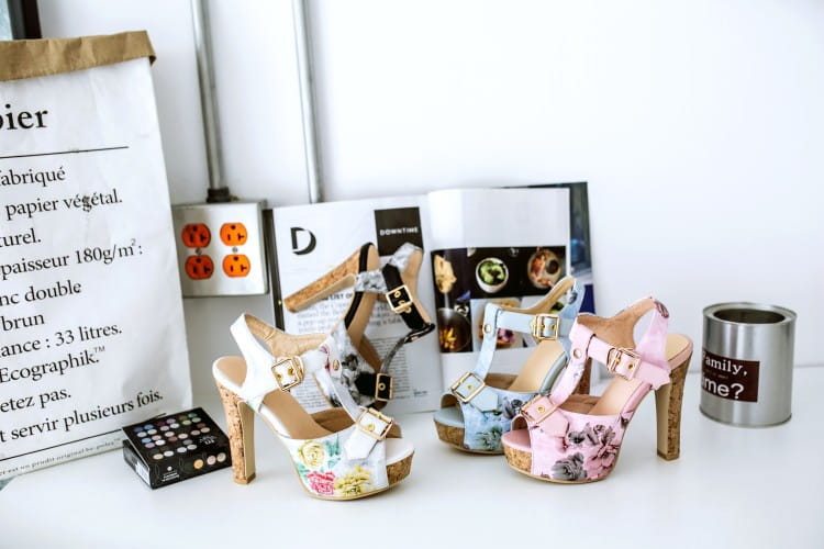 T-strap high heels with belt buckle