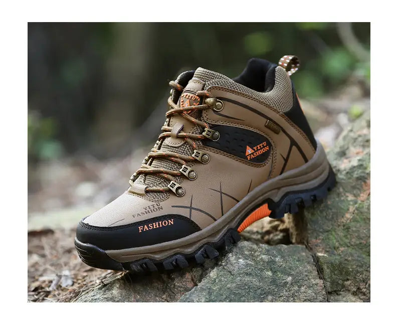High-top non-slip hiking shoes