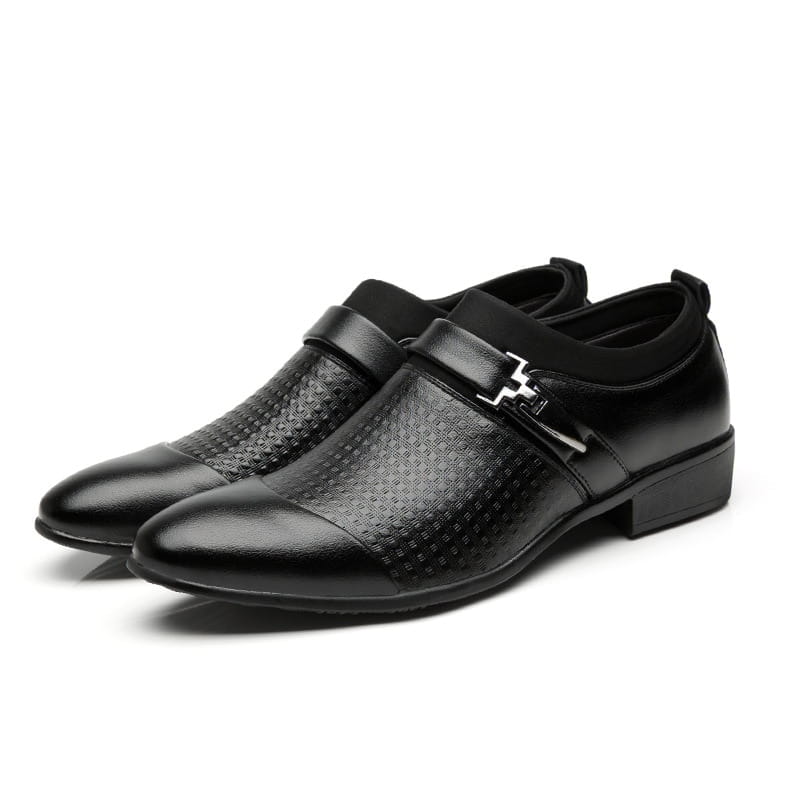 Single pointed shoes