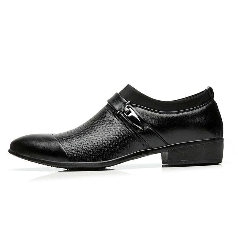 Single pointed shoes