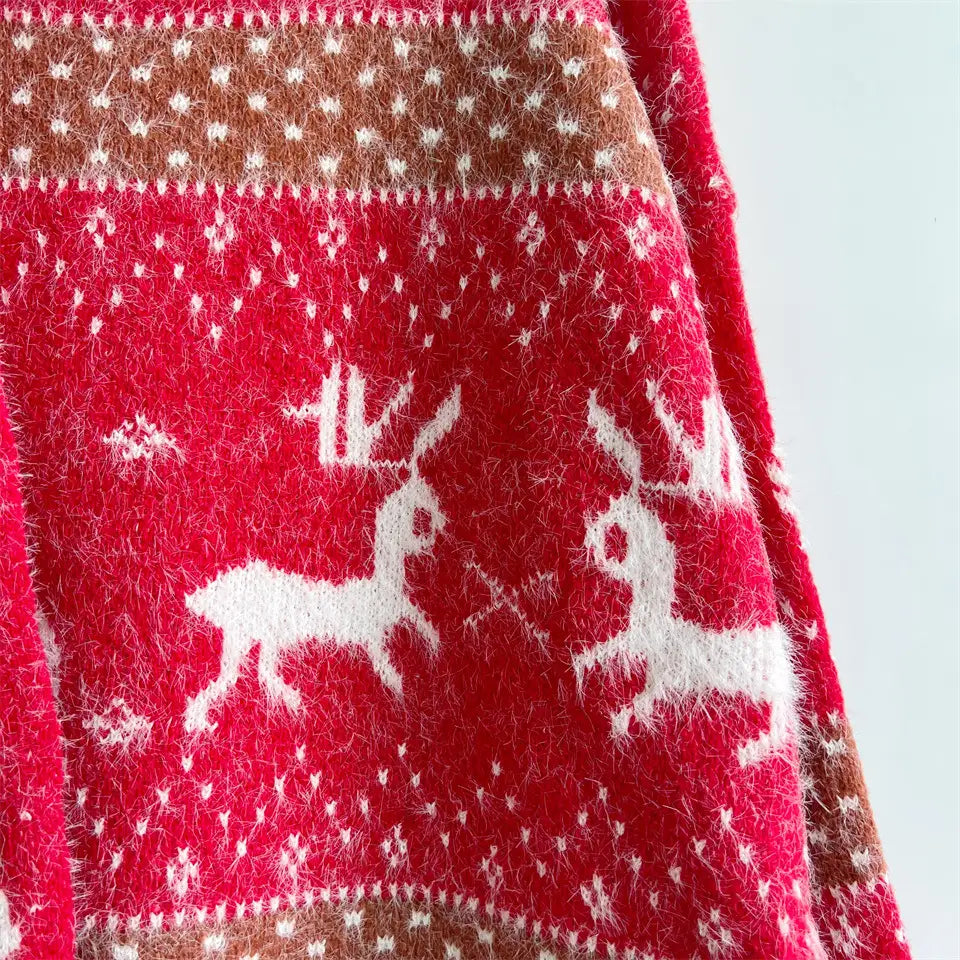 Women’s Fashion Round Neck Long Sleeve Deer Snowflake Jacquard Christmas Sweater
