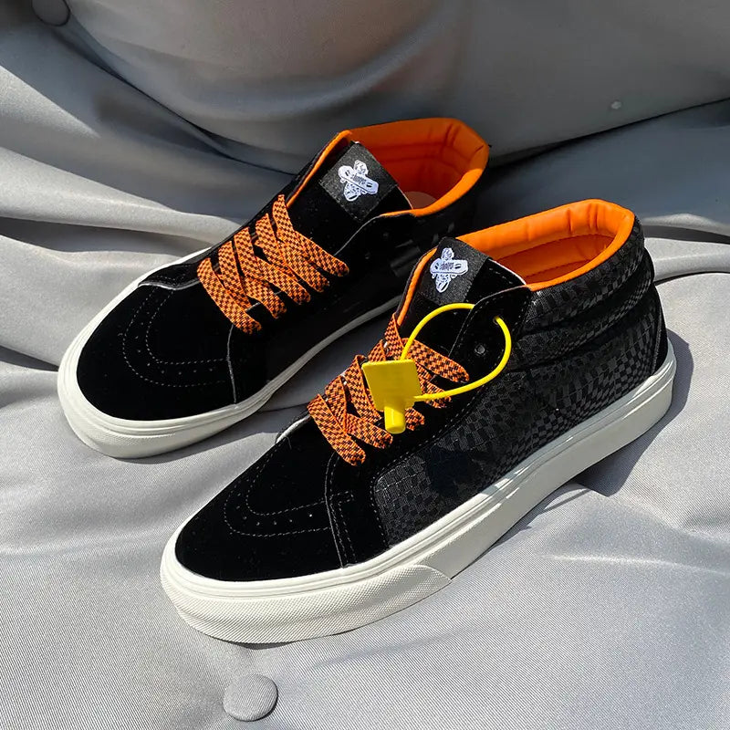 University Style Men’s Shoes Black Orange Plaid Mid-top Canvas