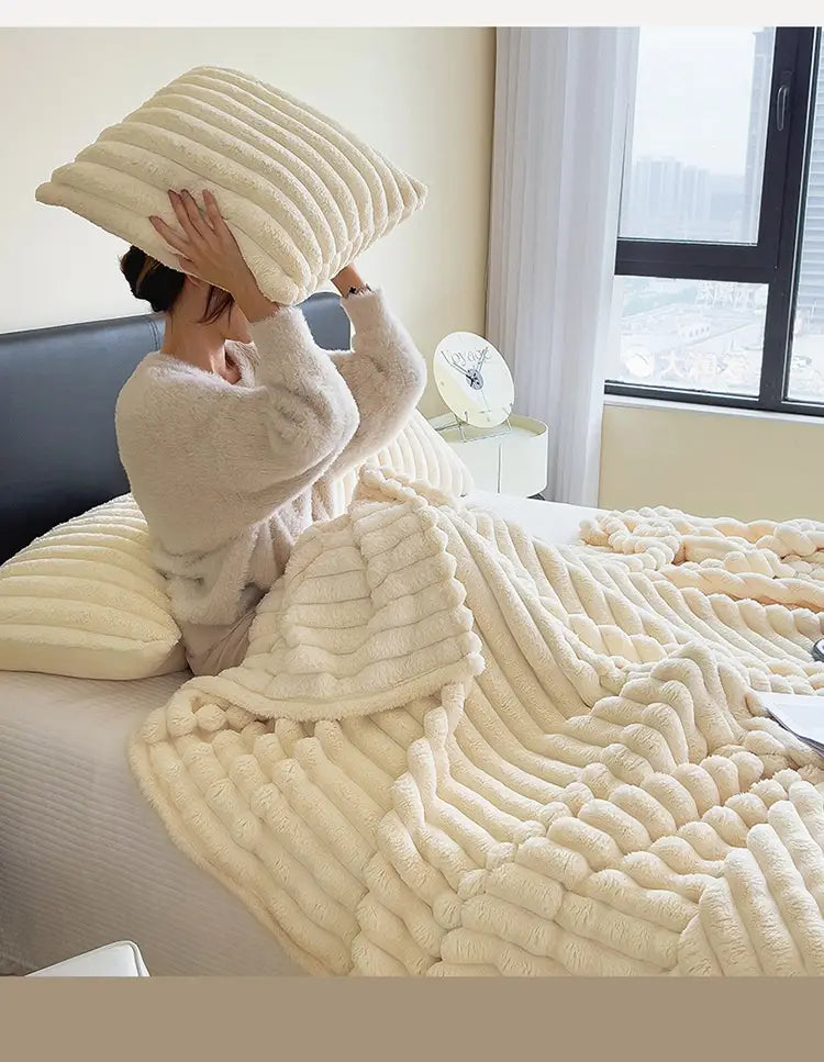 Soft Wind Bubble Velvet Blanket Warm Solid Rabbit Fur Blankets Double-sided Thickening Cover Throw Warm Fur Blanket