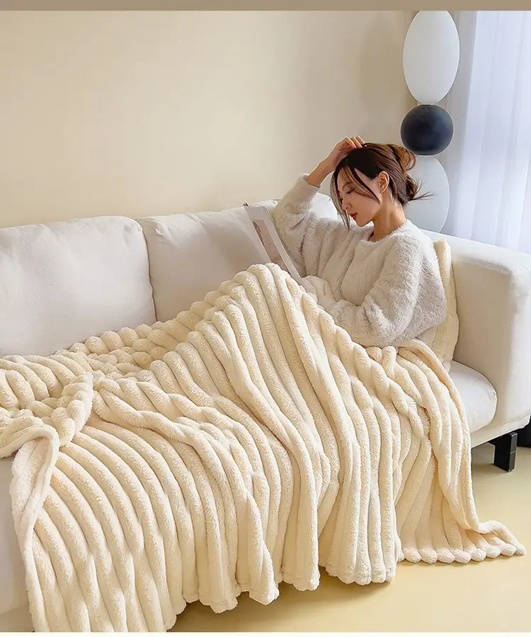 Soft Wind Bubble Velvet Blanket Warm Solid Rabbit Fur Blankets Double-sided Thickening Cover Throw Warm Fur Blanket
