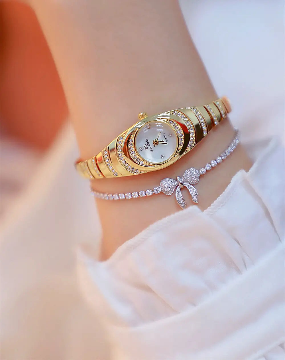Ladies Gold Watch Diamond Wristwatch Female Fashion Bracelet Watches Women Full Diamond Watch