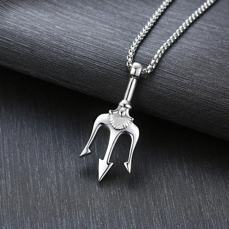 Neptune’s Trident Necklace Retro Mythical Sea King Poseidon Trident Harpoon Pendant Necklace Men’s Fashion Trend Cool