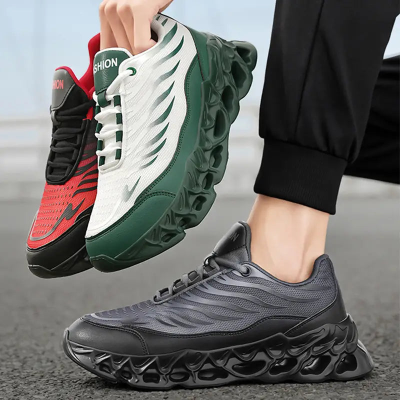 Men’s Lace-up Sneakers