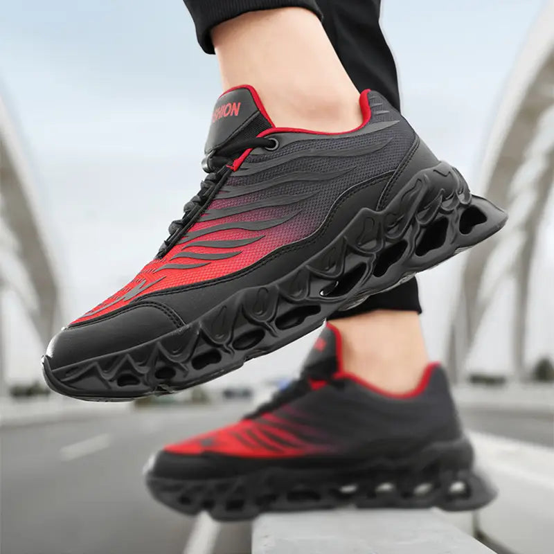 Men’s Lace-up Sneakers