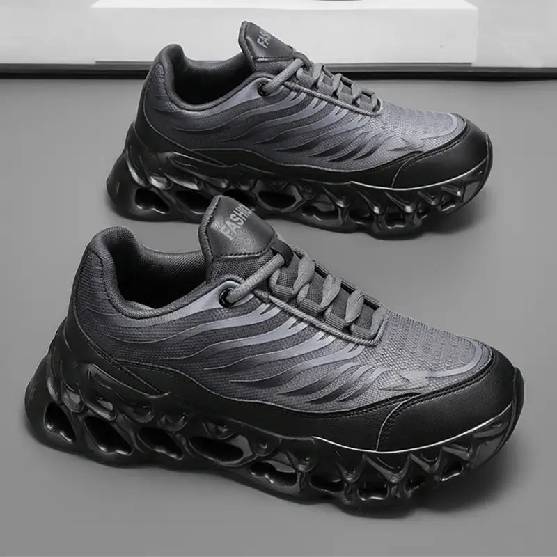 Men’s Lace-up Sneakers