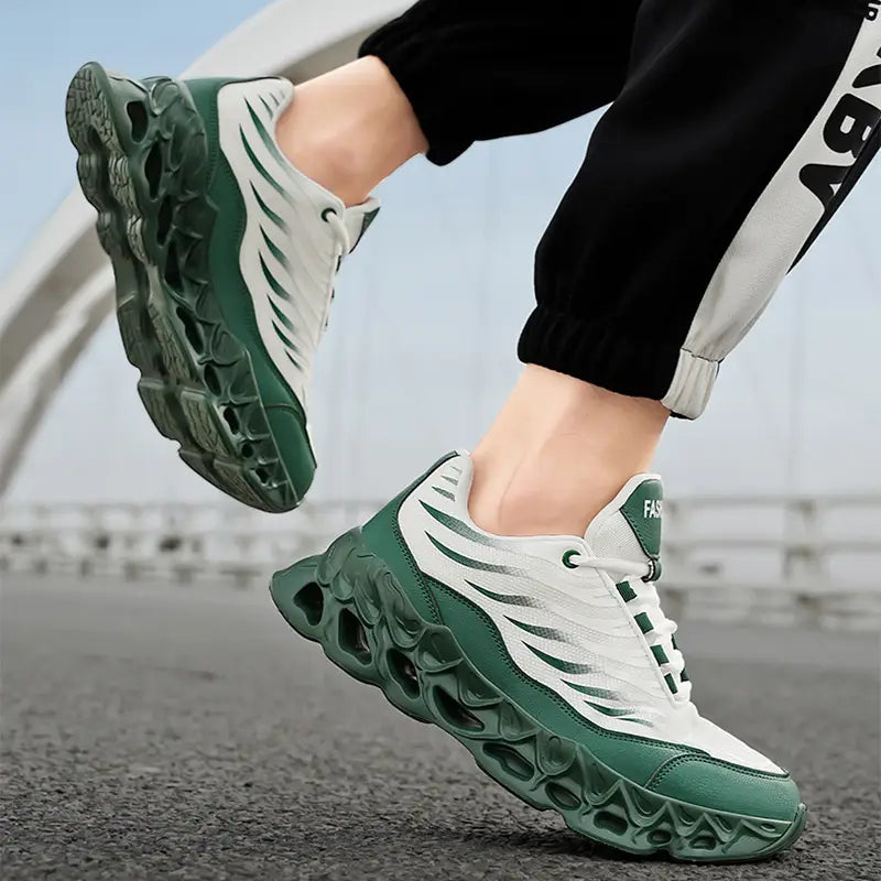 Men’s Lace-up Sneakers