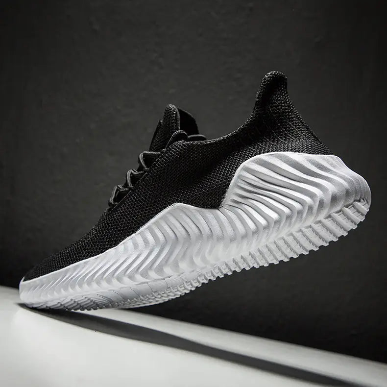 Large Size Men’s Shoes Breathable Sports Shoes Ultra-light Running Shoes New Style
