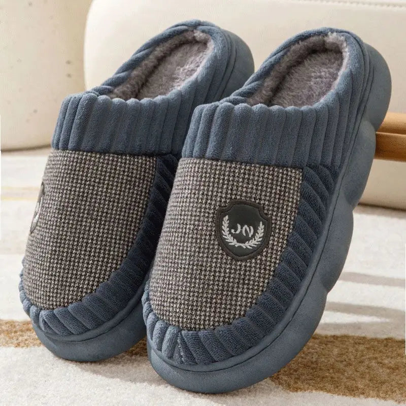 Plus Size Colorblock Plush Slippers