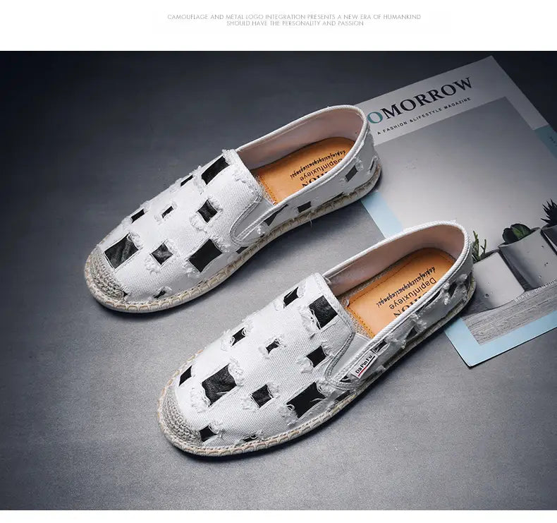 Men’s canvas shoes
