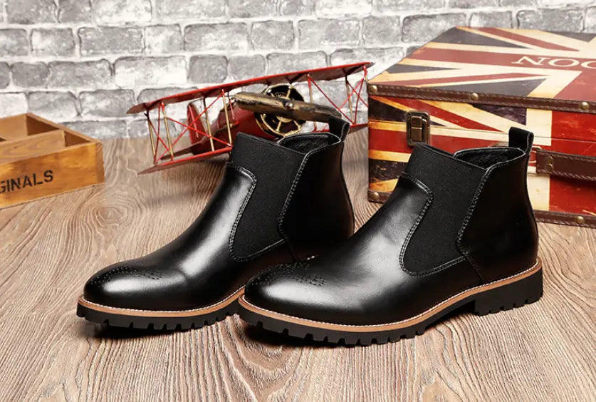 High-top male Martin boots