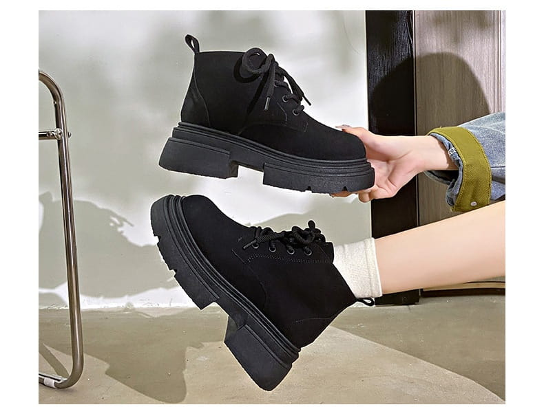 Women’s Thick-soled Lace-up Retro Matte Ankle Trendy Cool British Fan Boots