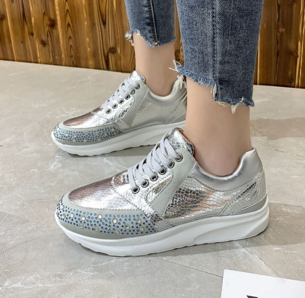 New Leisure Rhinestone Fashion Plus Size Women’s Sports Running Shoes