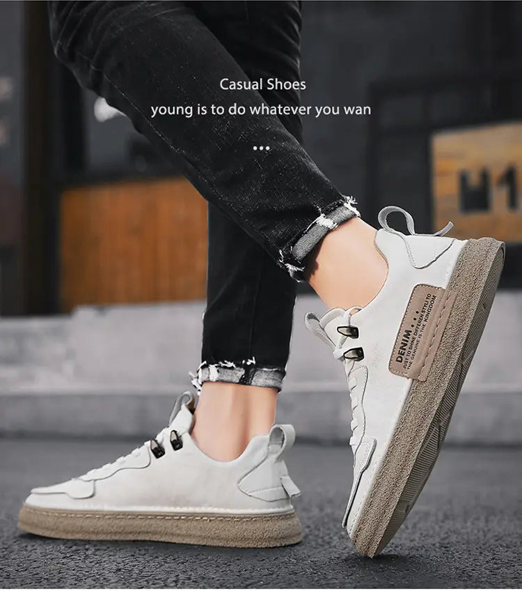 Leather Men’s Versatile Casual Sneakers