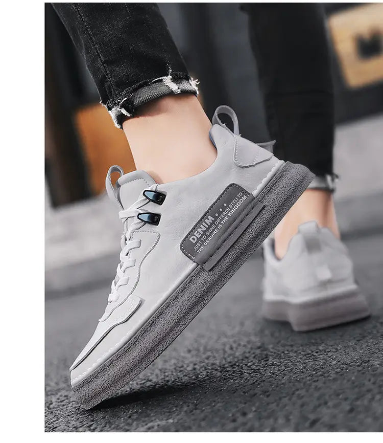 Leather Men’s Versatile Casual Sneakers