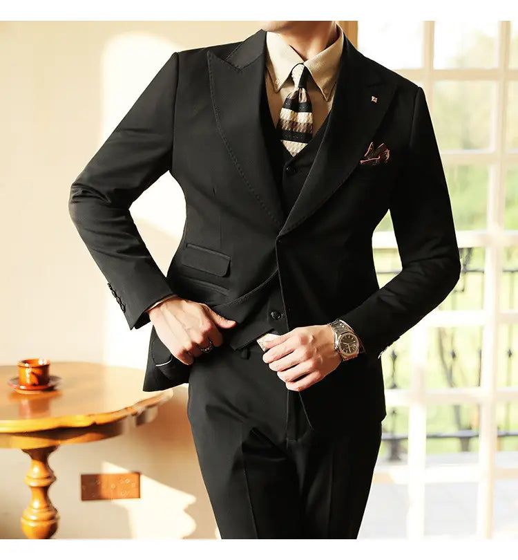High-end Wedding Bridegroom Suit Suit Closure Collar Suit Three-piece Suit Men Caramel