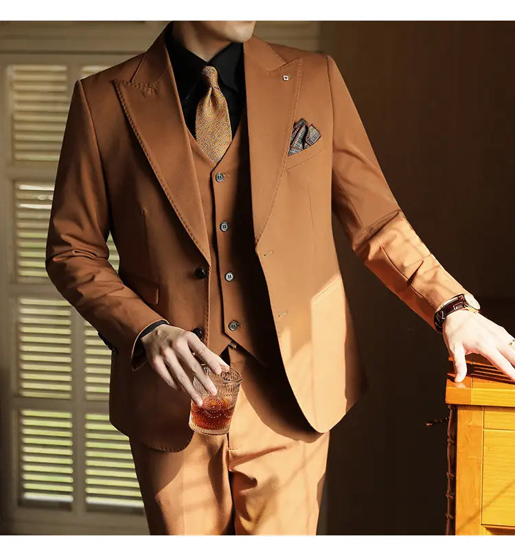 High-end Wedding Bridegroom Suit Suit Closure Collar Suit Three-piece Suit Men Caramel