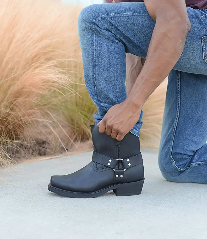 Versatile Men’s Casual Leather Retro Short Boots