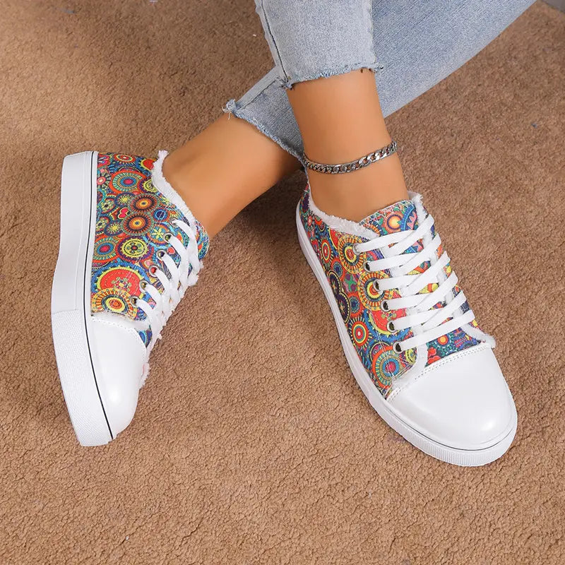 Versatile Flat Bottomed Student Lace Up Canvas Shoes