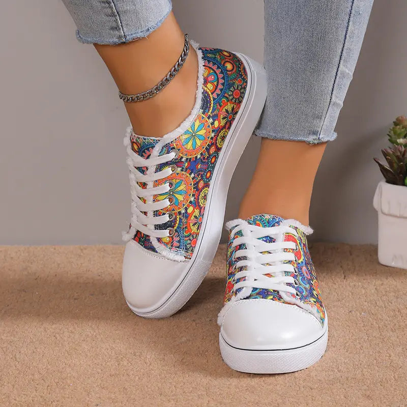 Versatile Flat Bottomed Student Lace Up Canvas Shoes
