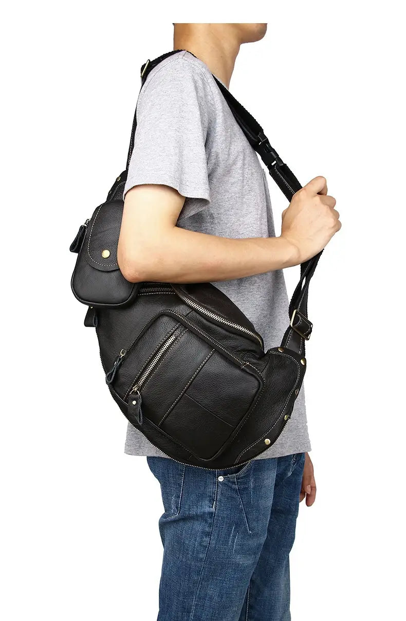 Large Capacity Retro Men’s Cowhide Messenger Bag