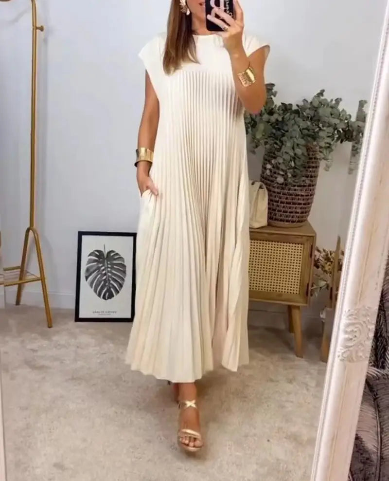 Short Sleeve Pleated Long Dress Summer Round Neck Dress Women’s Clothing