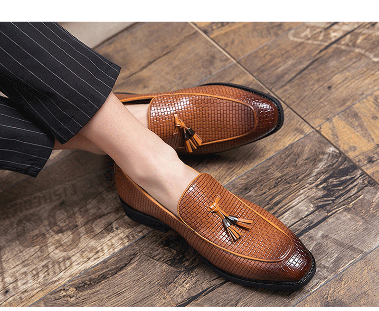 Pointed Men’s Slip On Leather Shoes