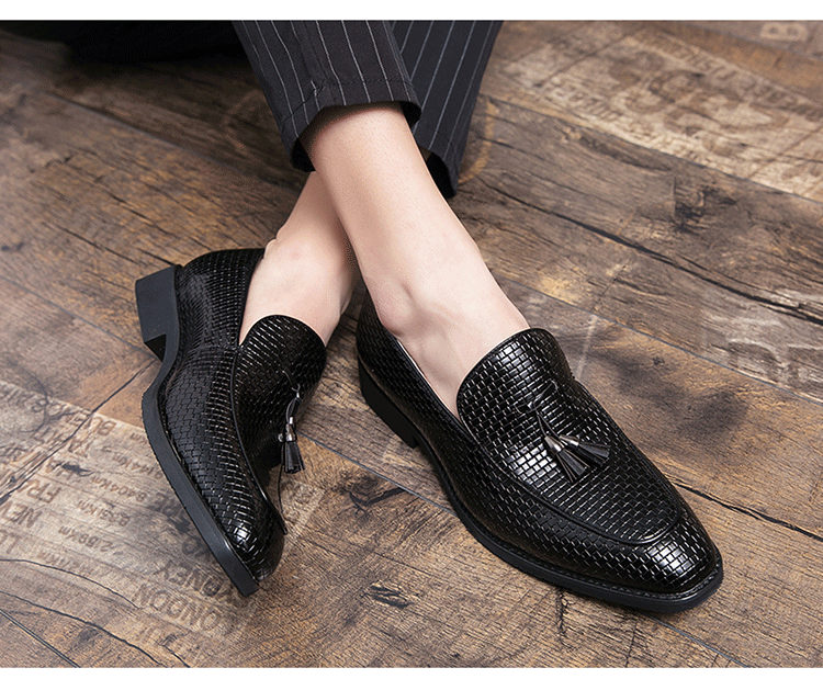 Pointed Men’s Slip On Leather Shoes