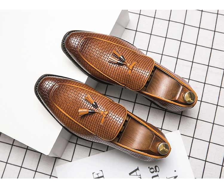 Pointed Men’s Slip On Leather Shoes