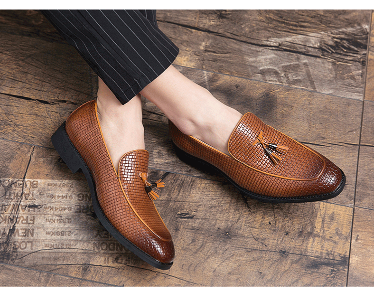 Pointed Men’s Slip On Leather Shoes
