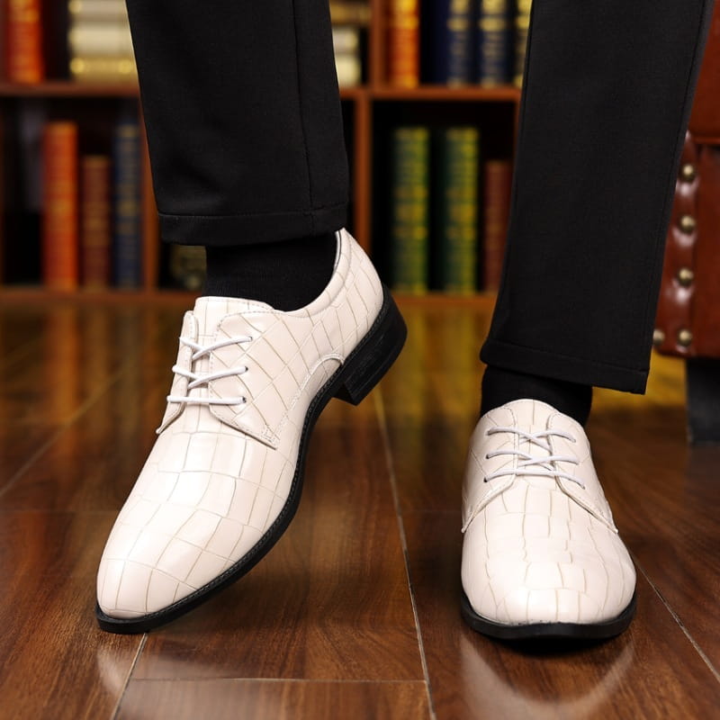 Plus Size Leather Shoes Men’s Casual Breathable