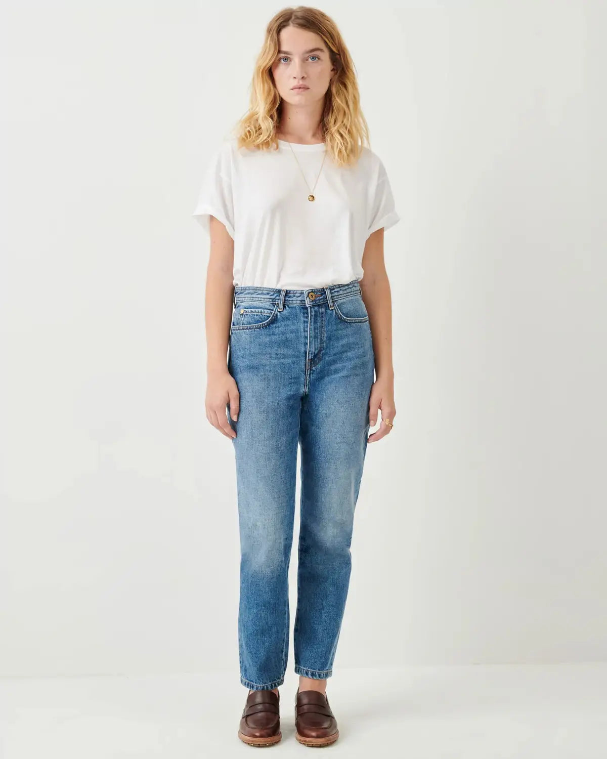 Women’s Retro And Fashion All-matching Slim Blue Straight Hip Raise Slim Fit Jeans