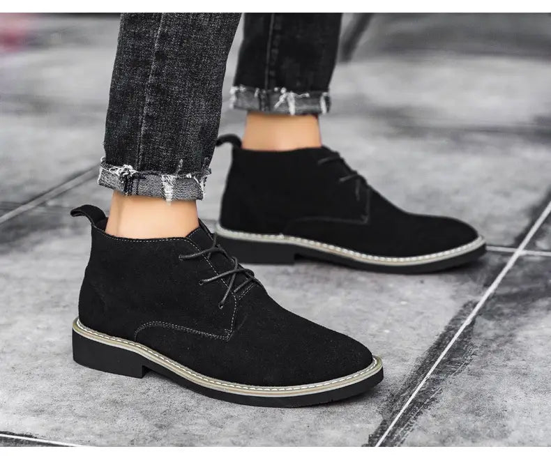 Inner Elevator Shoes Mid-top Men’s Boots Cowhide Suede Martin