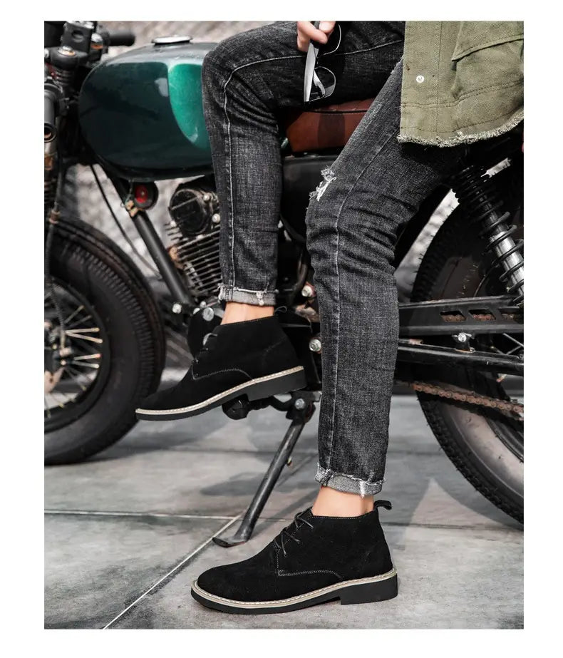 Inner Elevator Shoes Mid-top Men’s Boots Cowhide Suede Martin