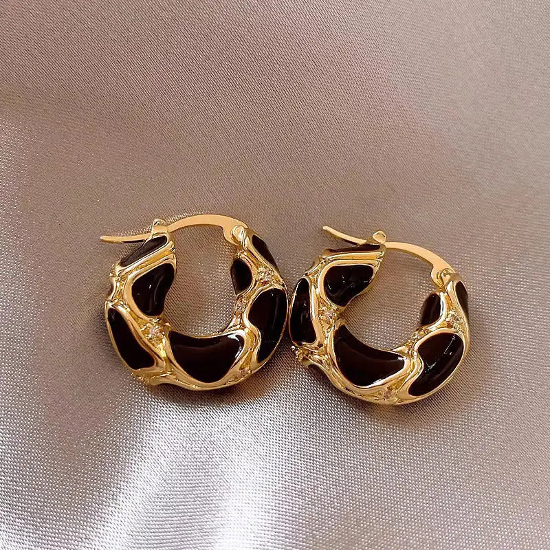 Fashion Jewelry New Trendy Enamel Color Metal Texture Small Hoop Earrings For Women Gold Plated Statement Ear Buckle