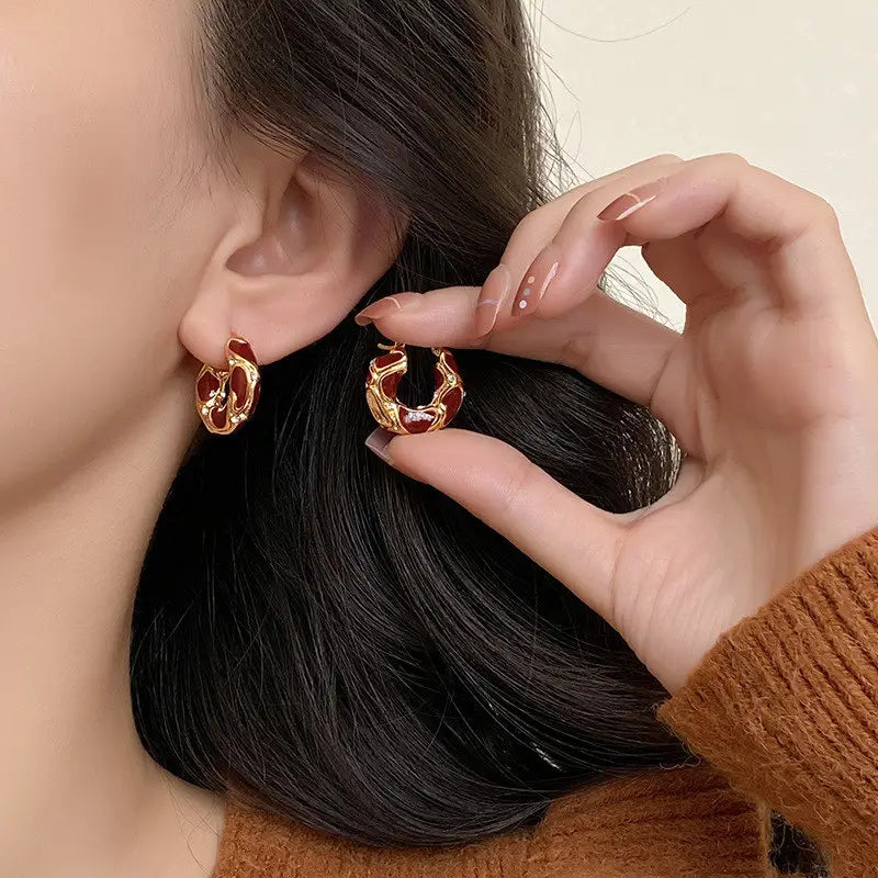 Fashion Jewelry New Trendy Enamel Color Metal Texture Small Hoop Earrings For Women Gold Plated Statement Ear Buckle