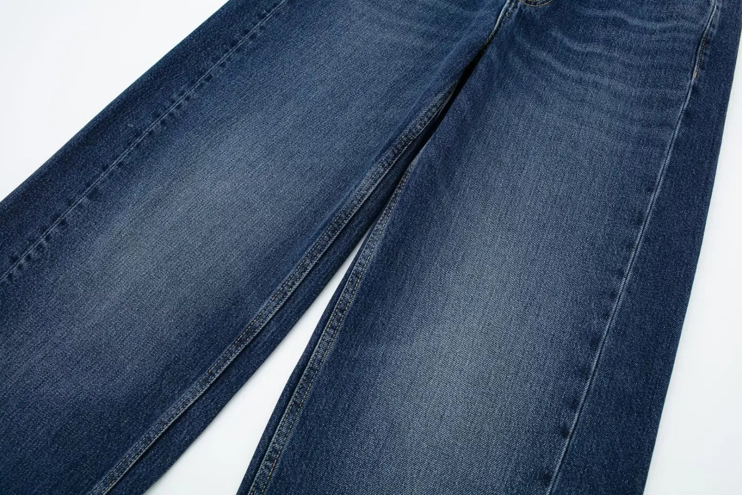 Women’s Fashionable Casual Wide-leg Long Jeans