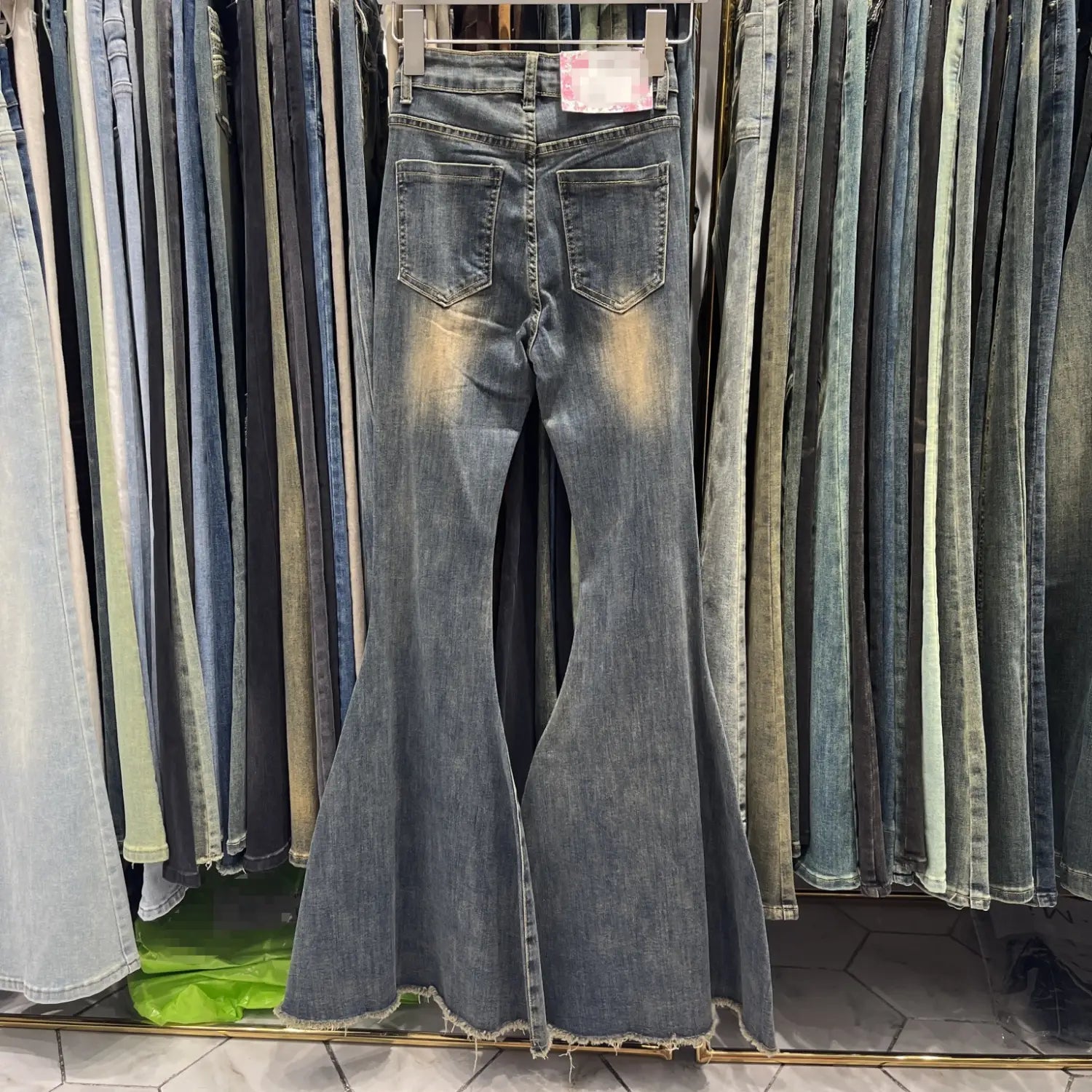 Women’s Retro Tattered Jeans Flared Mop Jeans